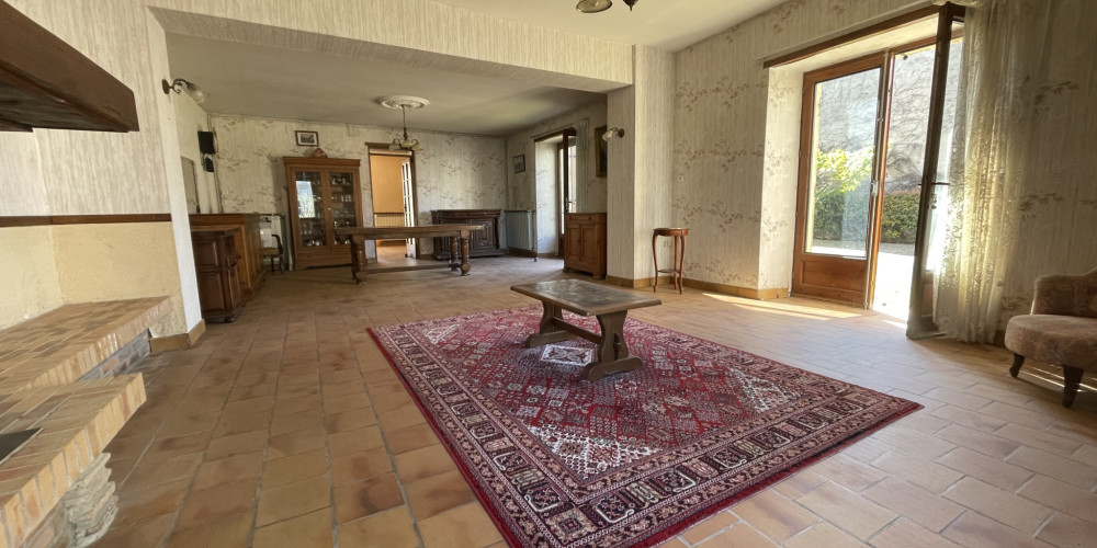 maison à COUTHURES SUR GARONNE (47180)
